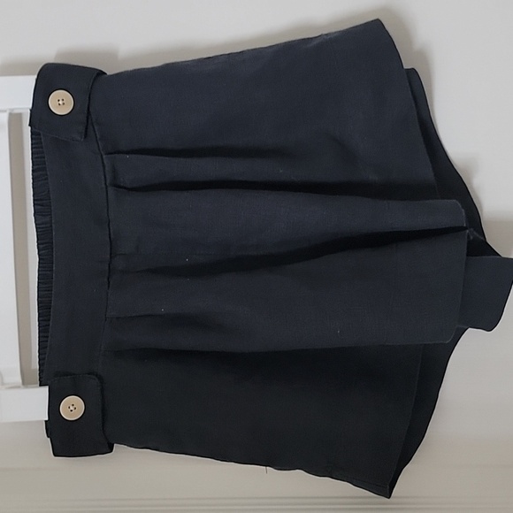 Free the Label Size S Black Linen Florence Shorts, Gently Used Condition - Picture 1 of 12